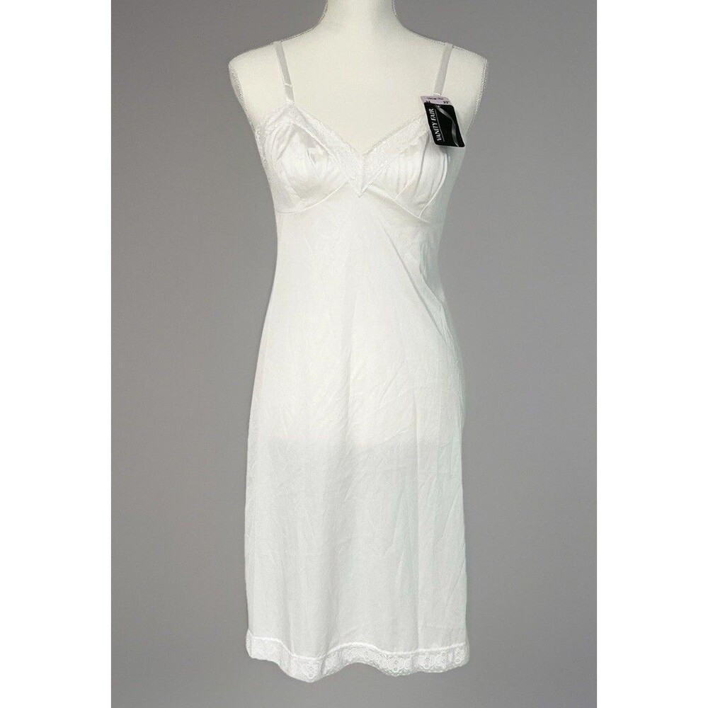 Vanity Fair Lace Full Slip 34 Bust 22” From Waist White Intimate NWT Rosette